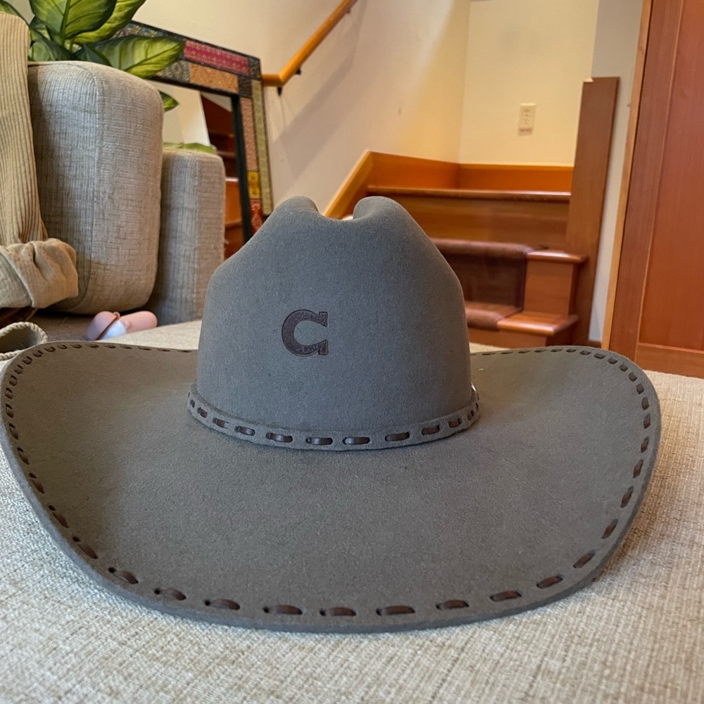 Charlie 1Horse Bucks Bucksnort cowboy hat